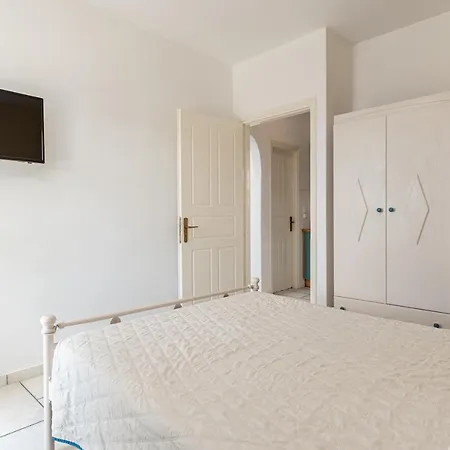 Apartman Orkos View *